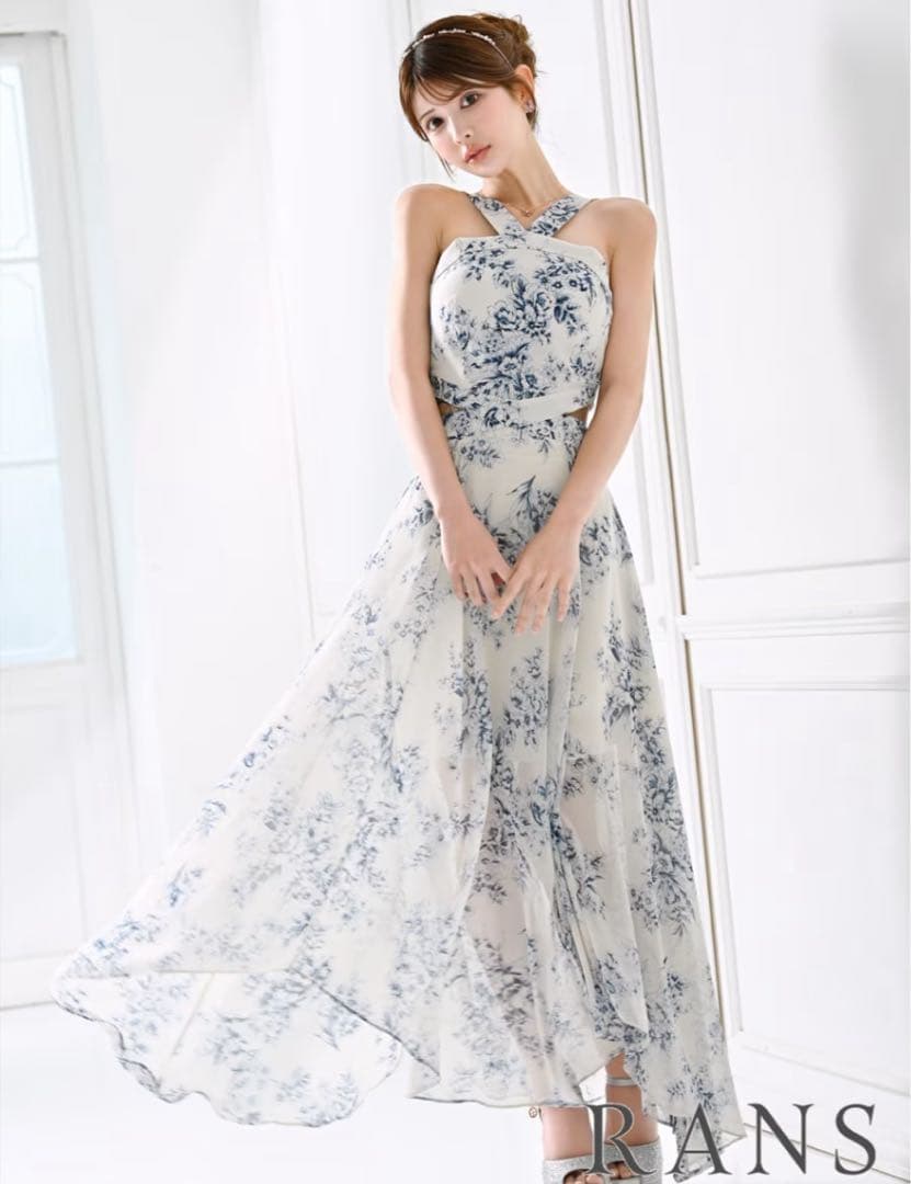 今期2.8万超美品RANSランズ高級ホルターネックドレス、ワンピースS