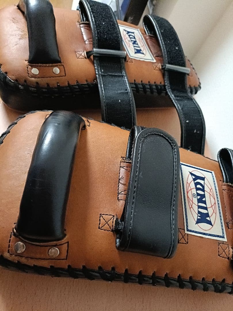 WINDY KP-6 キックミット　 レザー製　中古　②