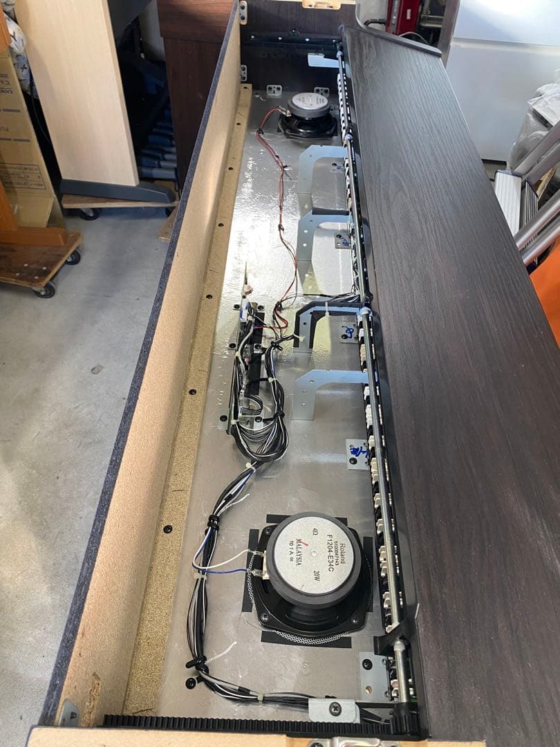 ローランド 電子ピアノRP701 2021年 Roland