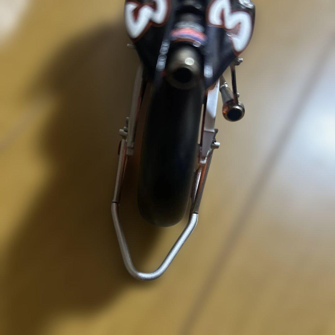 ミニチャンプス MINICHAMPS HONDA RC 211V