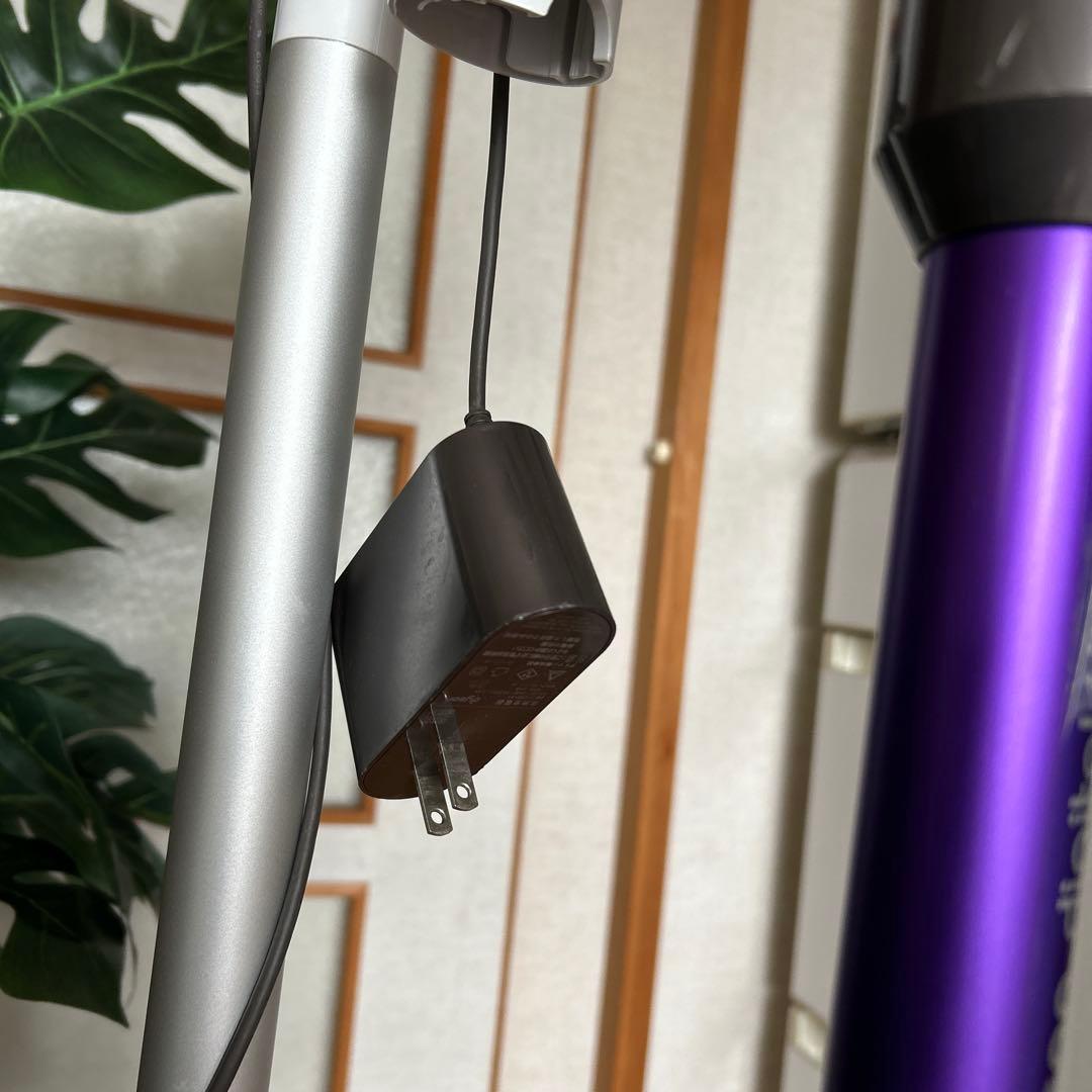 ダイソン　dyson デジタルスリム　SV18 掃除機