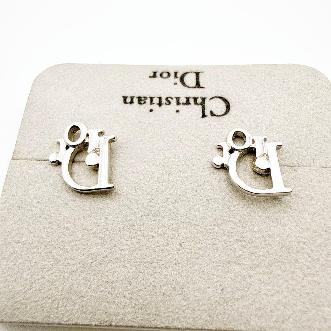2955 極美品✨　Dior　ピアス　シルバー　CD ロゴ　希少　刻印　cm