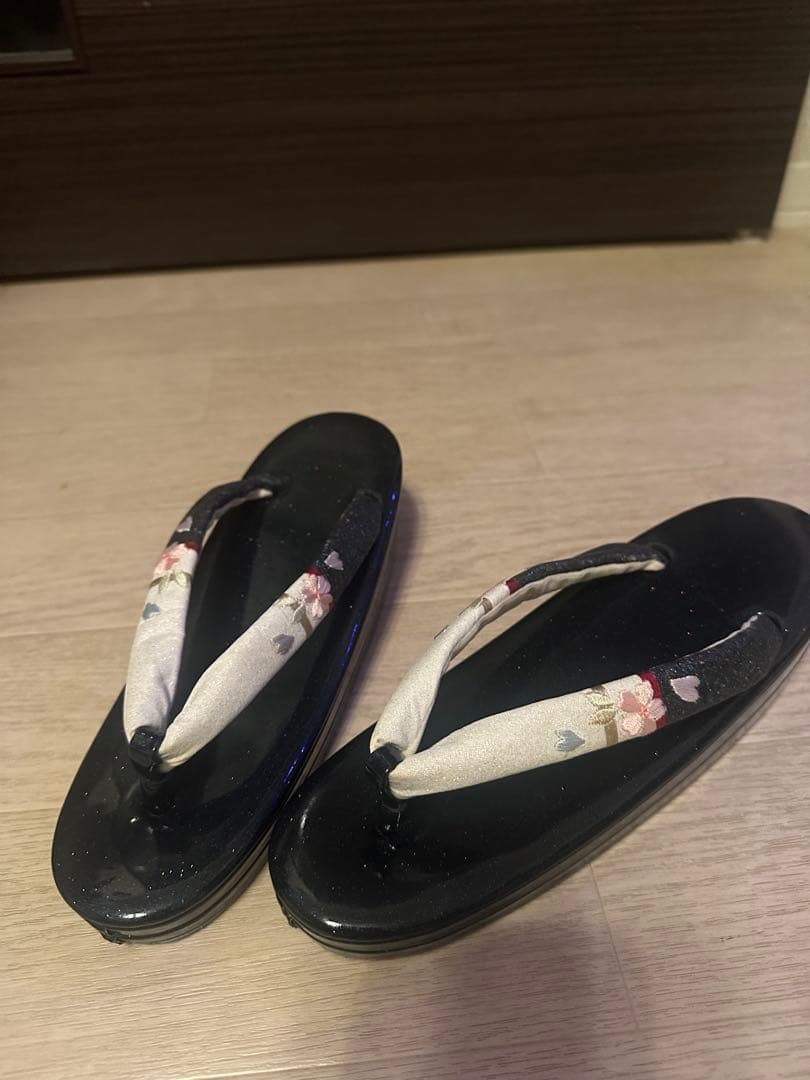 週末お値下げ　成人式　バッグと紺色下駄のセット