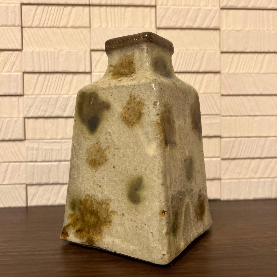 やちむん　照屋窯（照屋佳信）　角瓶