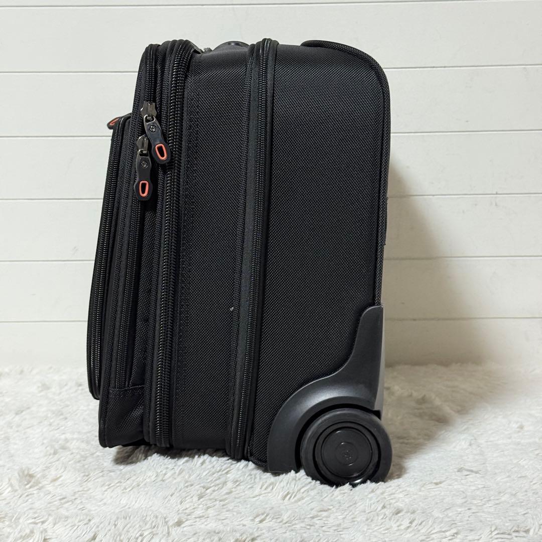 未使用✨サムソナイト　キャリーケース　ビジネスバッグ　2輪　黒　キャリーバッグ