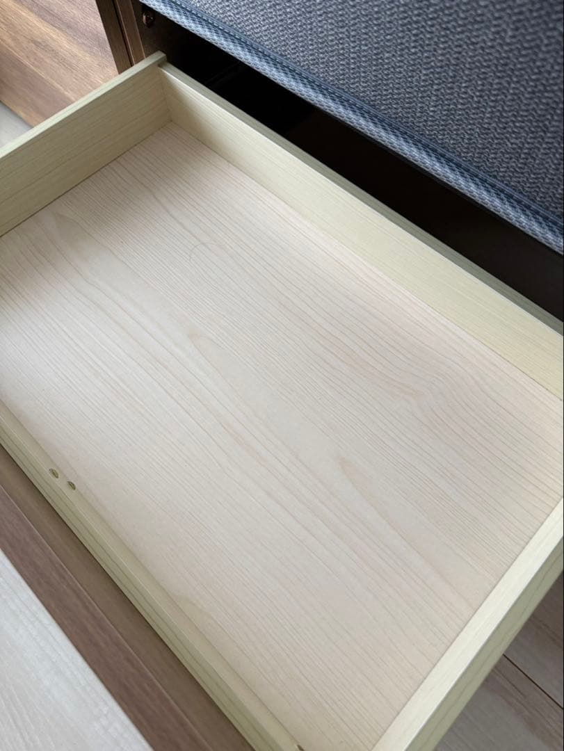 コンセント収納付きシングルベッドフレーム　ニトリ　マットレスセット　家財便不可