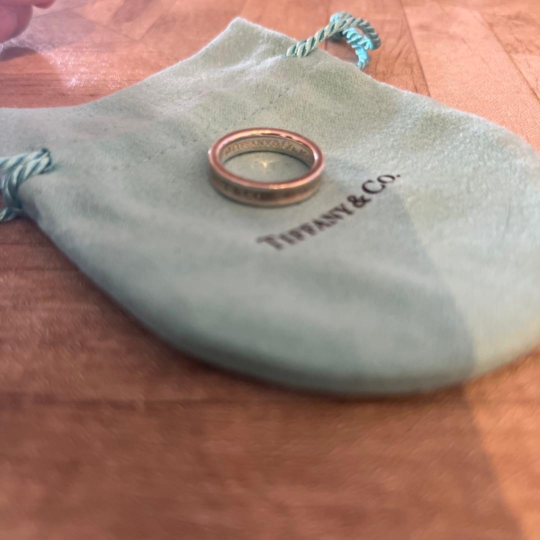 Tiffany & Co. ナローリング　7号