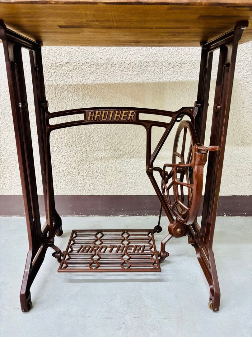 【最終値下】BROTHER 足踏みミシンテーブル アンティークテーブル　レトロ
