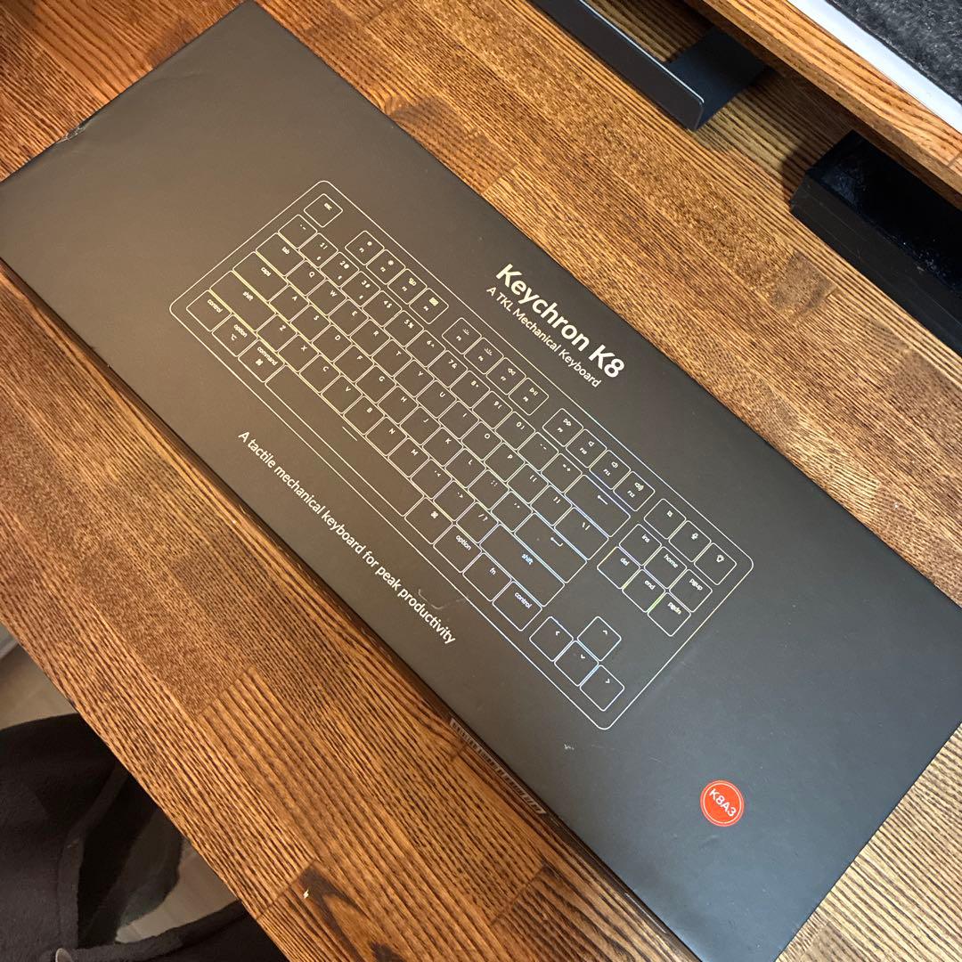 keychron K8 日本語配列 茶軸 White LED 樹脂フレーム