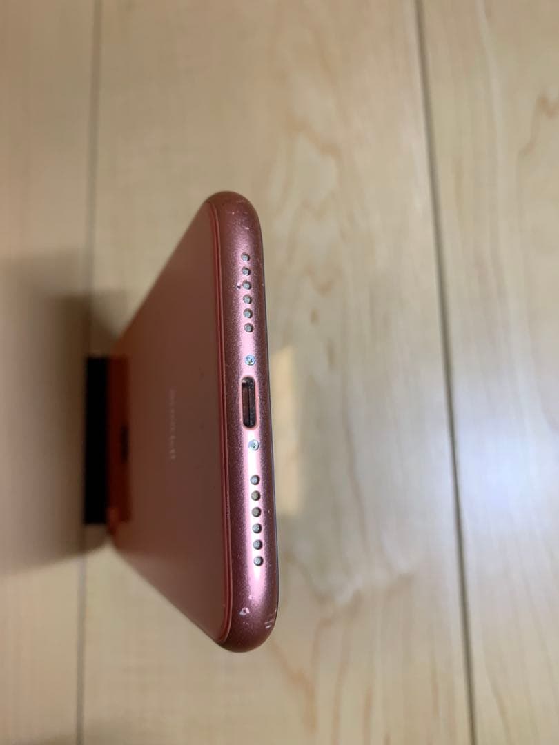 iPhone XR 64GB コーラル SIMフリー 初期化済 即使用OK