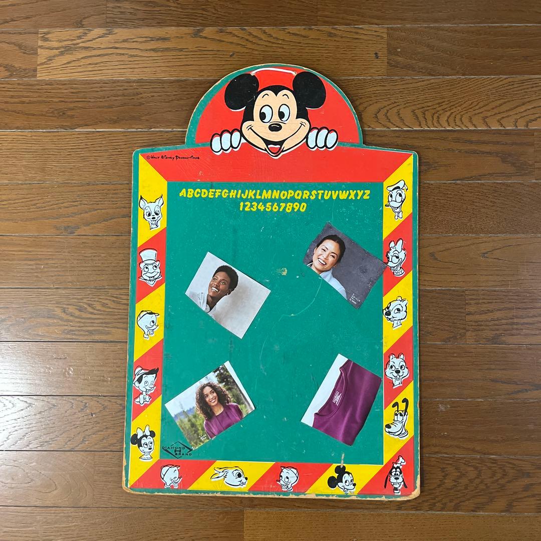 ミッキーマウス　黒板