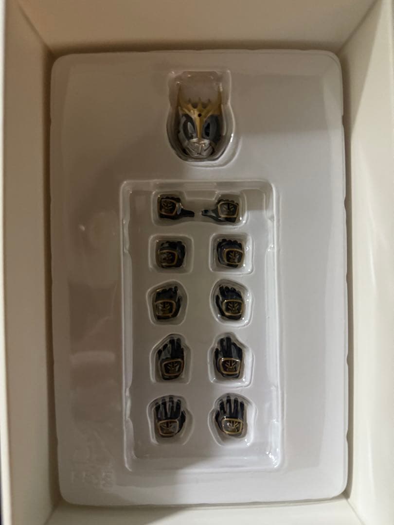 真骨彫仮面ライダークウガセット