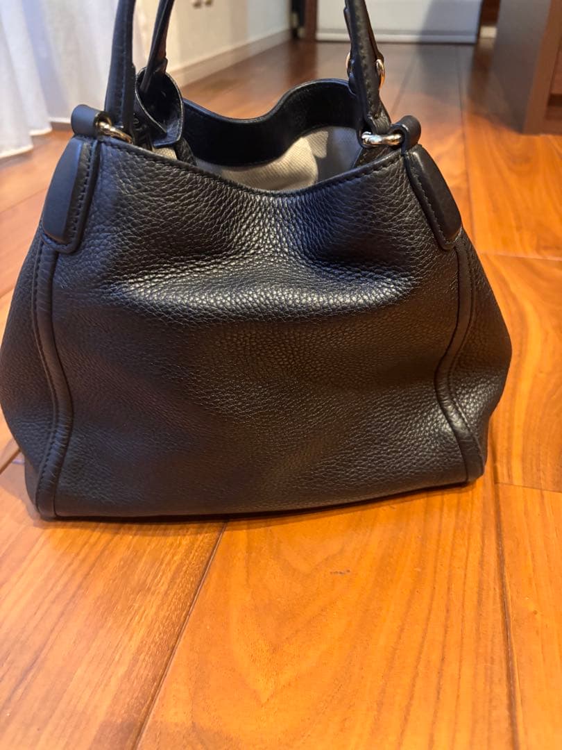 美品本物‼️GUCCI ソーホー タッセル　ブラック レザー