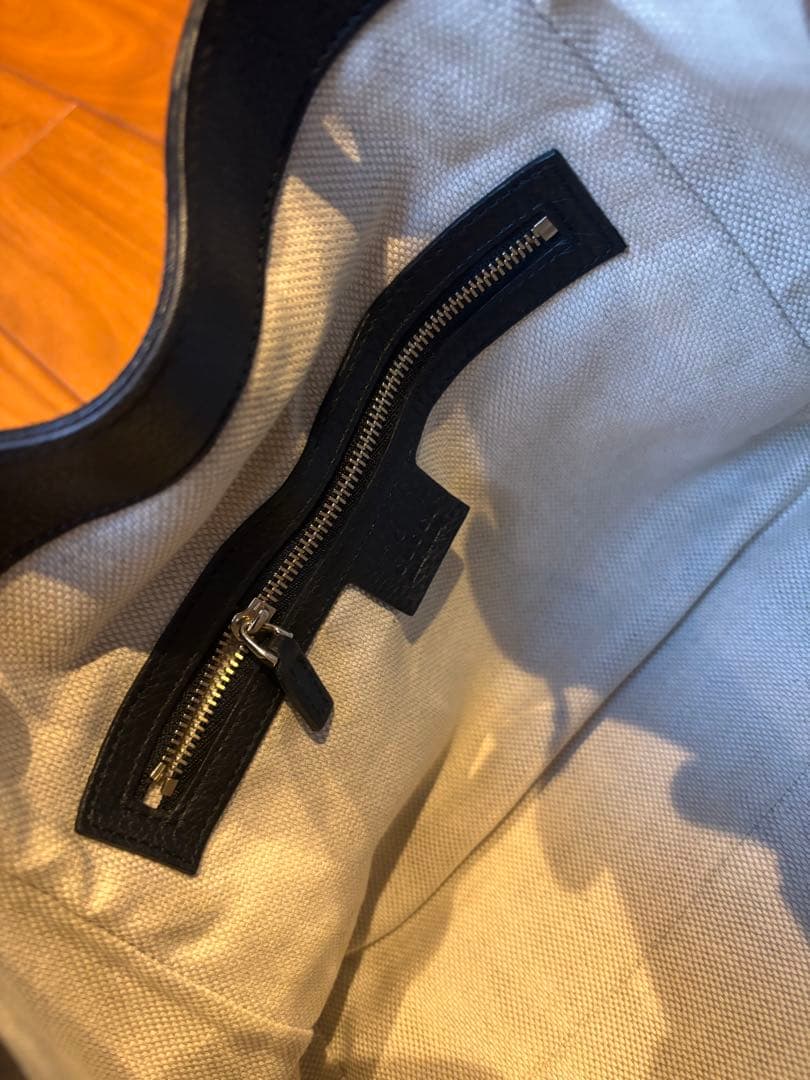 美品本物‼️GUCCI ソーホー タッセル　ブラック レザー