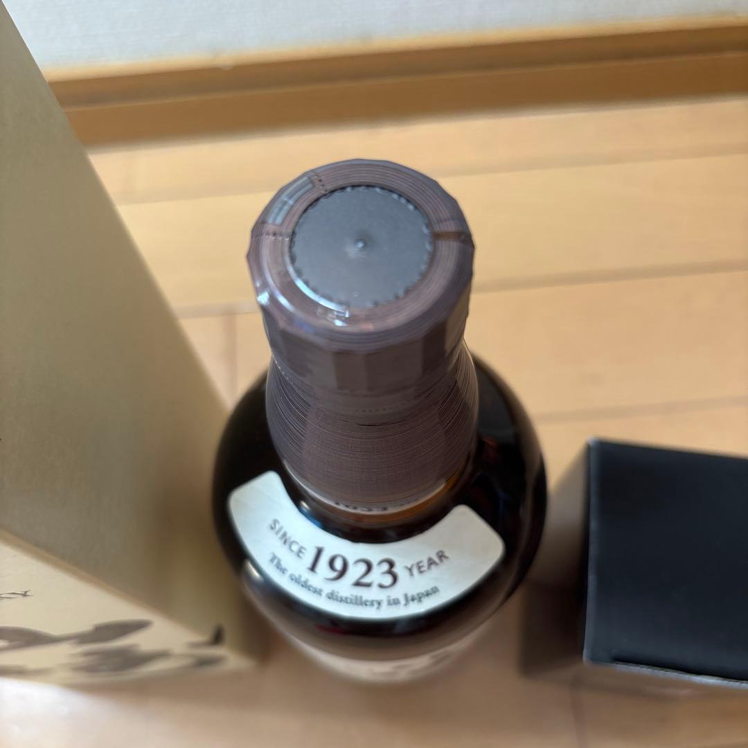 サントリー シングルモルトウイスキー 山崎700ml 新品未開封 箱、グラス付き