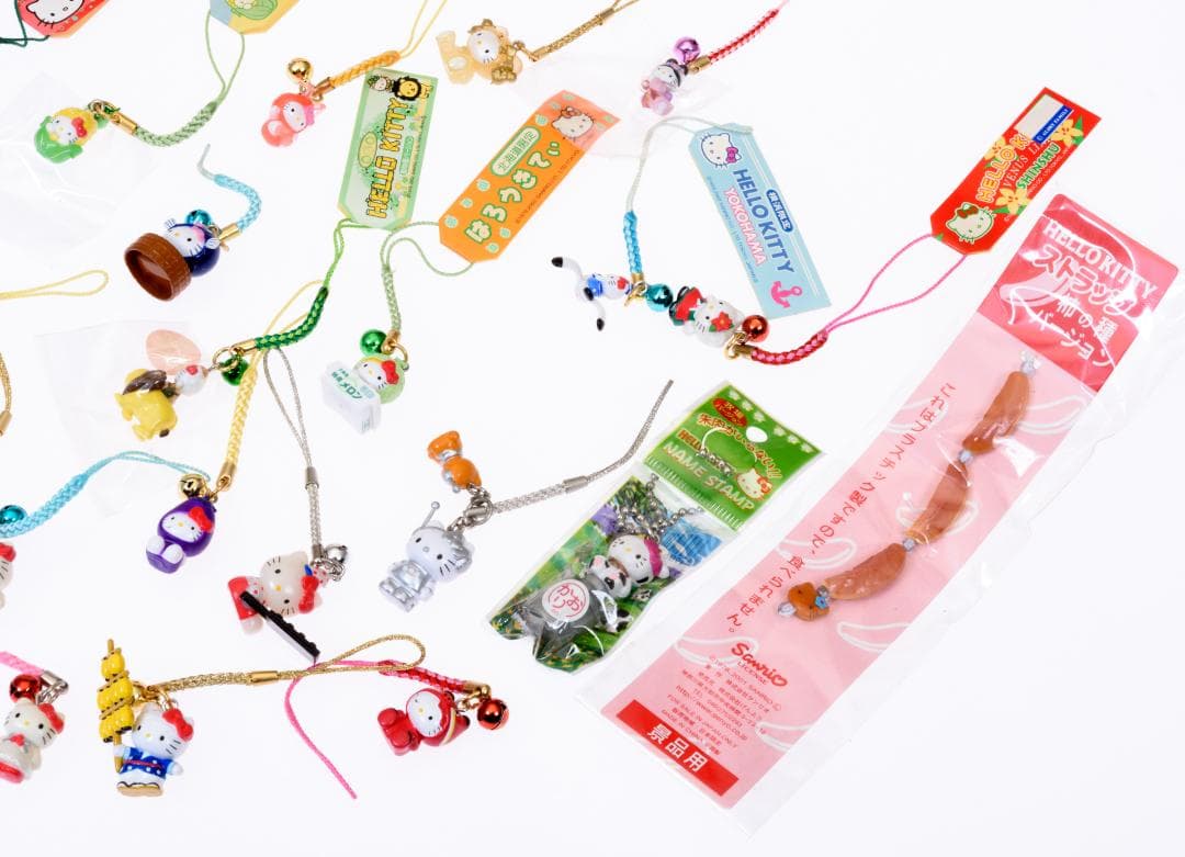 ハローキティ　ストラップ ご当地限定　希少