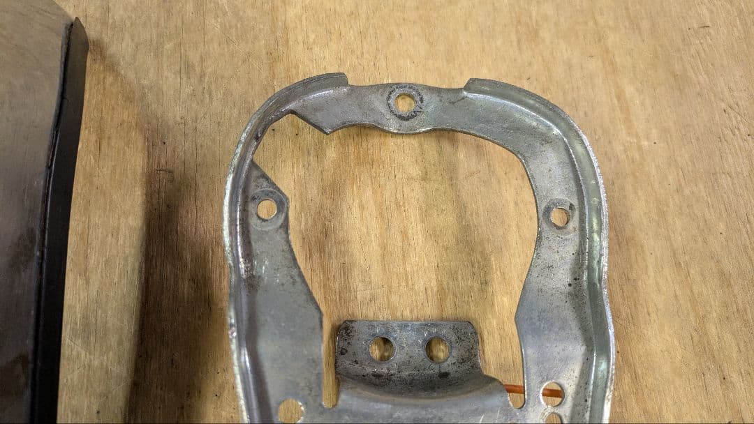 ☆ショベルヘッドパーツT　メーター＆メーターダッシュ（鍵付き）☆