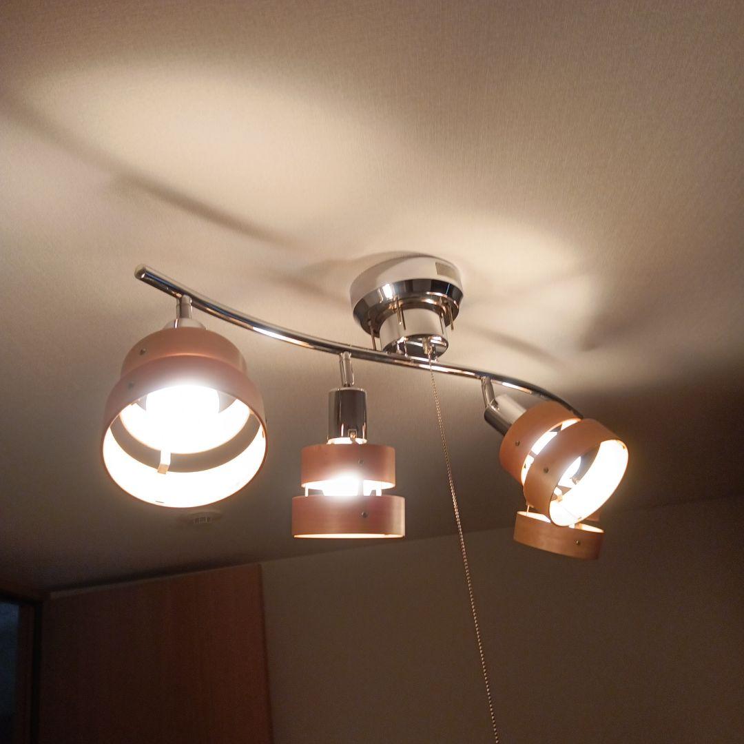 シーリングライト 4灯　2個セット　電球8個付き