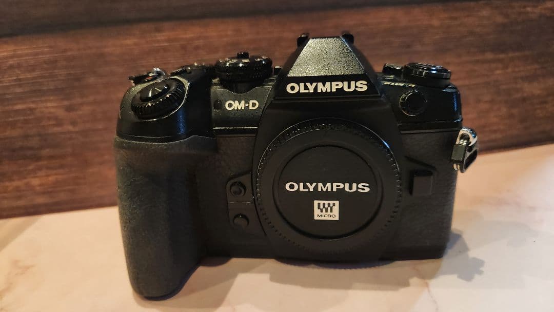 OLYMPUS OM-D E-M1 Mark II ボディ 付属品