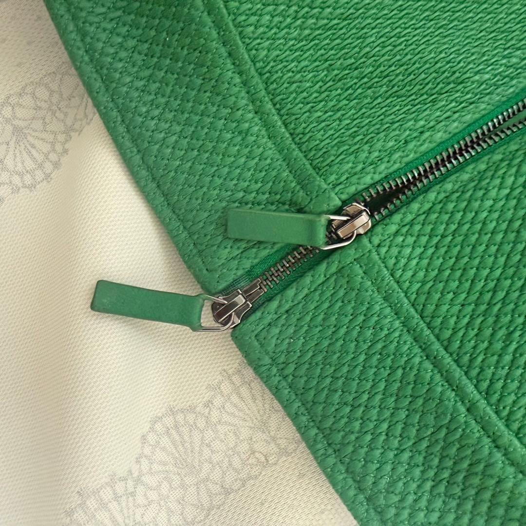 ト*ラ様 定価約30万円【未使用品】EMPORIOARMANI グリーン レザー