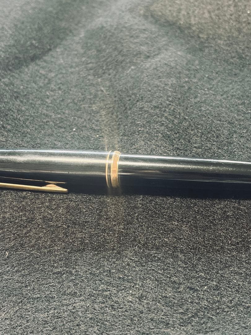 Montblanc 万年筆 黒色