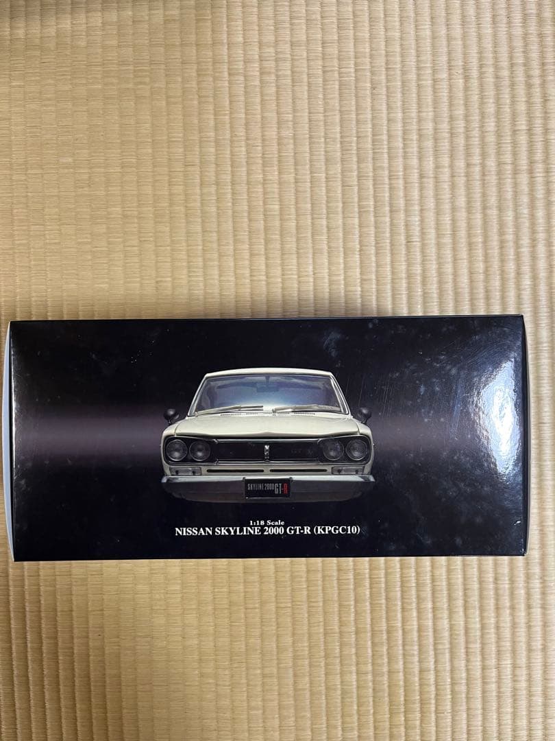 京商 1/18 日産 スカイライン2000GTR(KPGC-10)