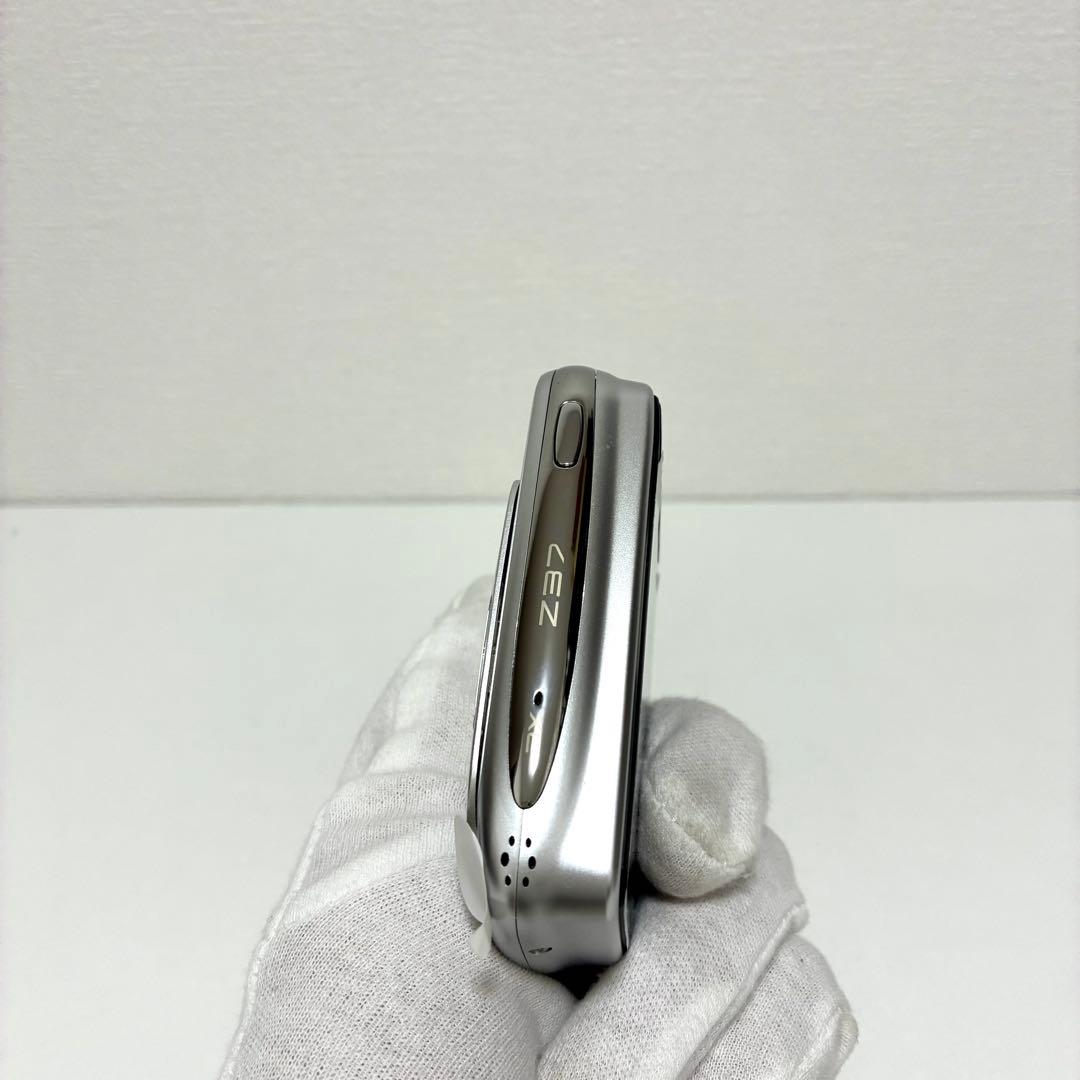 【ほぼ未使用・箱あり】FUJIFILM FinePix Z37 シルバー