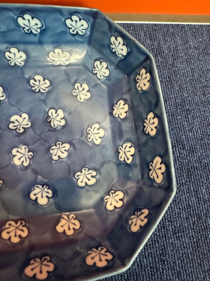 1883 林源右衛門 染付 古染風 梅紋 皿　未使用