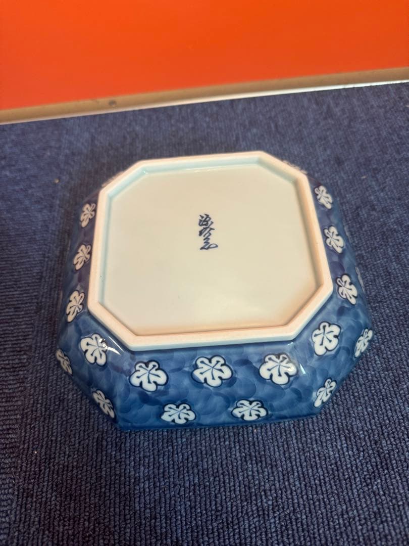 1883 林源右衛門 染付 古染風 梅紋 皿　未使用