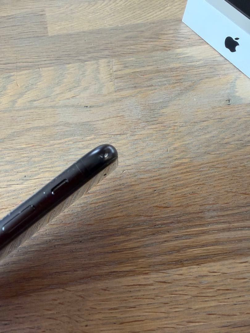 iPhone SE 第2世代　黒　64GB SIMフリー