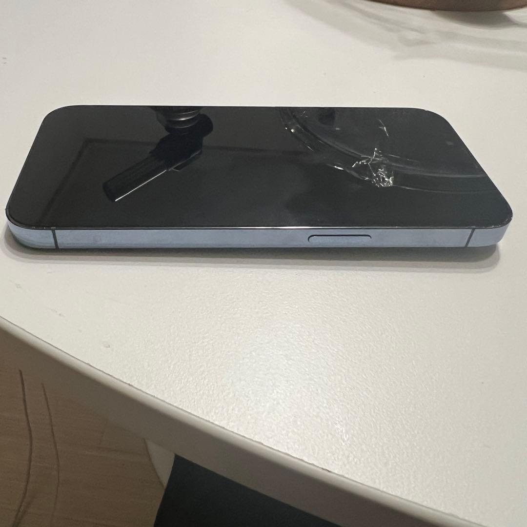 iPhone 13 Pro シルバー 256GB 中古品