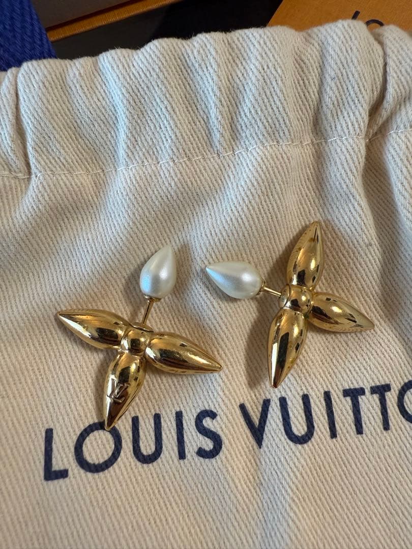 LOUIS VUITTON ピアス　単品値下げ不可