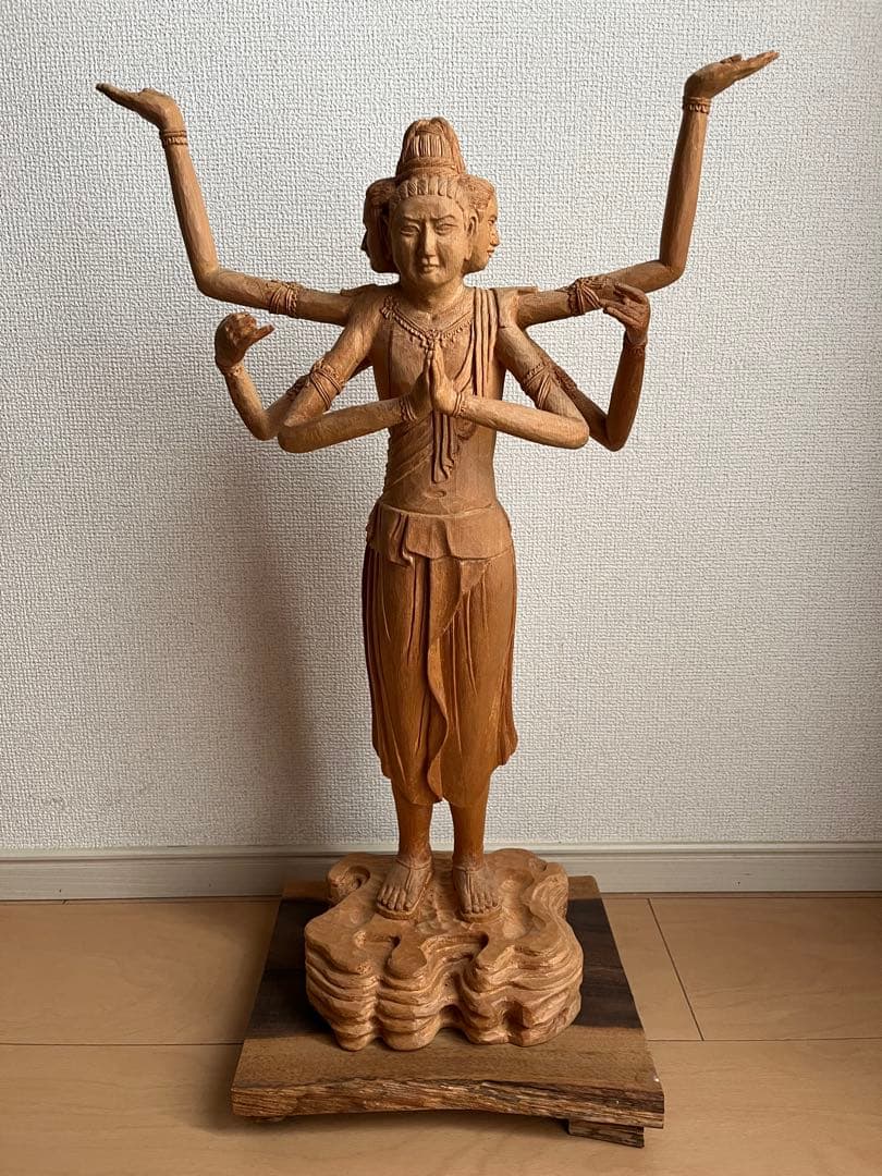 B*S様 木製 多腕の神像 約56cm