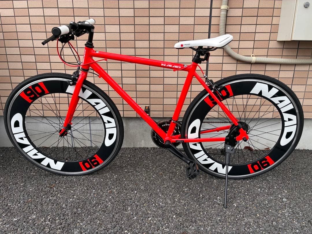 ひ*た様 カノーバー　クロスバイク　極美品　ほぼ未使用