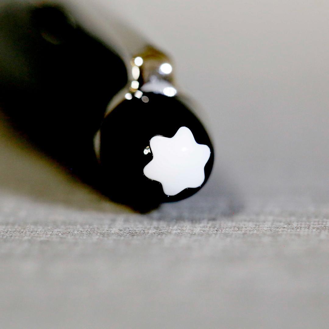 【極美品】モンブラン 万年筆 １４５ プラチナライン マイスターシュテュック