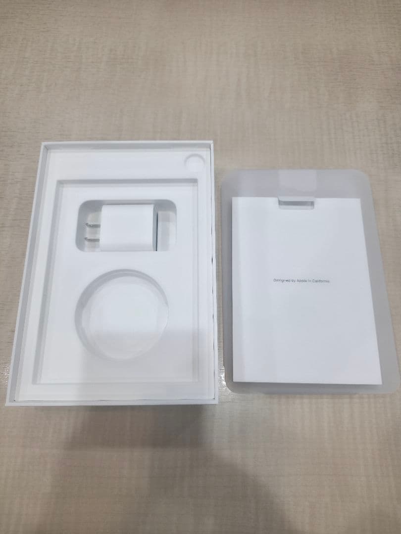 【極美品】 iPadmini 第７世代 128GB WiFi　バッテリー100%