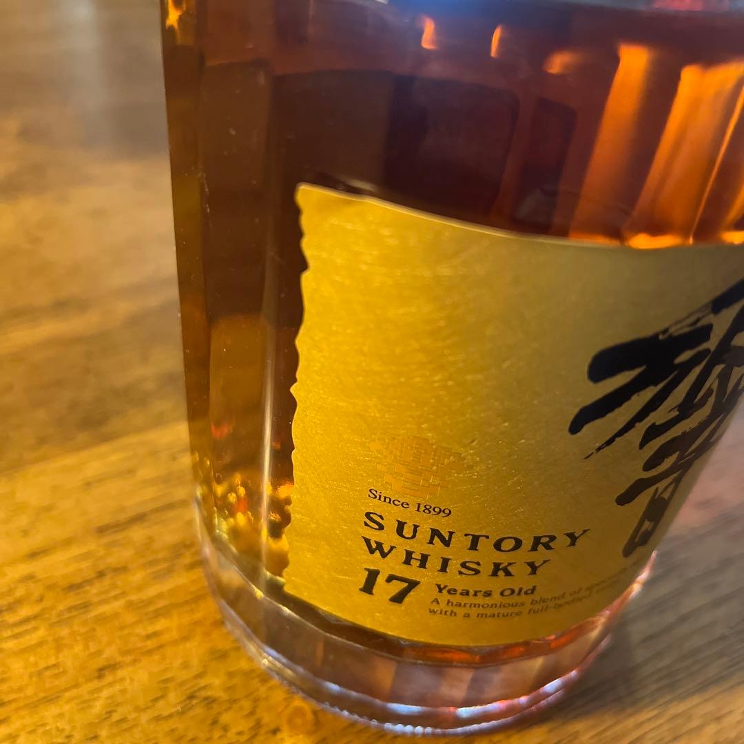 サントリー 響　17年　ゴールドラベル　750ml