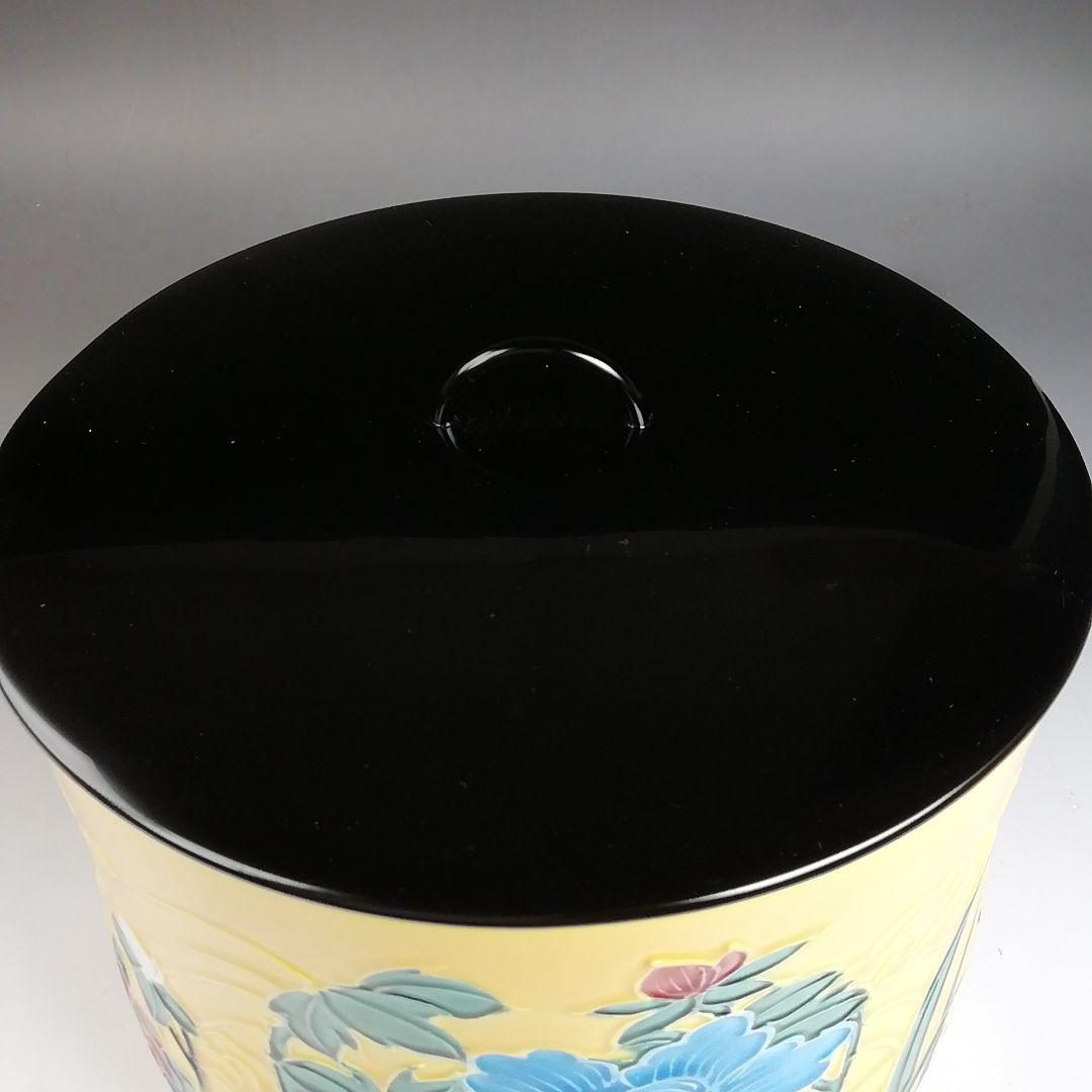 Ｔ９２２　水指　『黄交趾　四季草花花丸』『三室戸 造』　共箱　茶道具