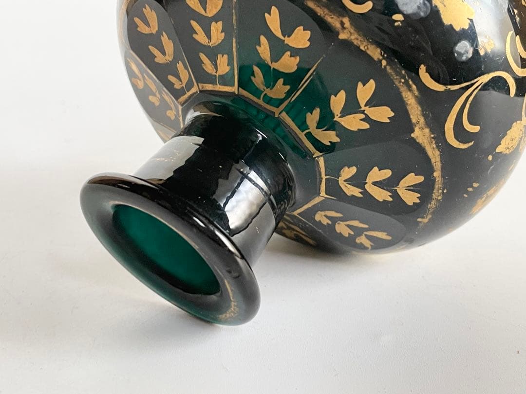 アンティーク　ガラス　ボトル　金彩　唐草文様　花瓶　面取　エナメル　西洋骨董