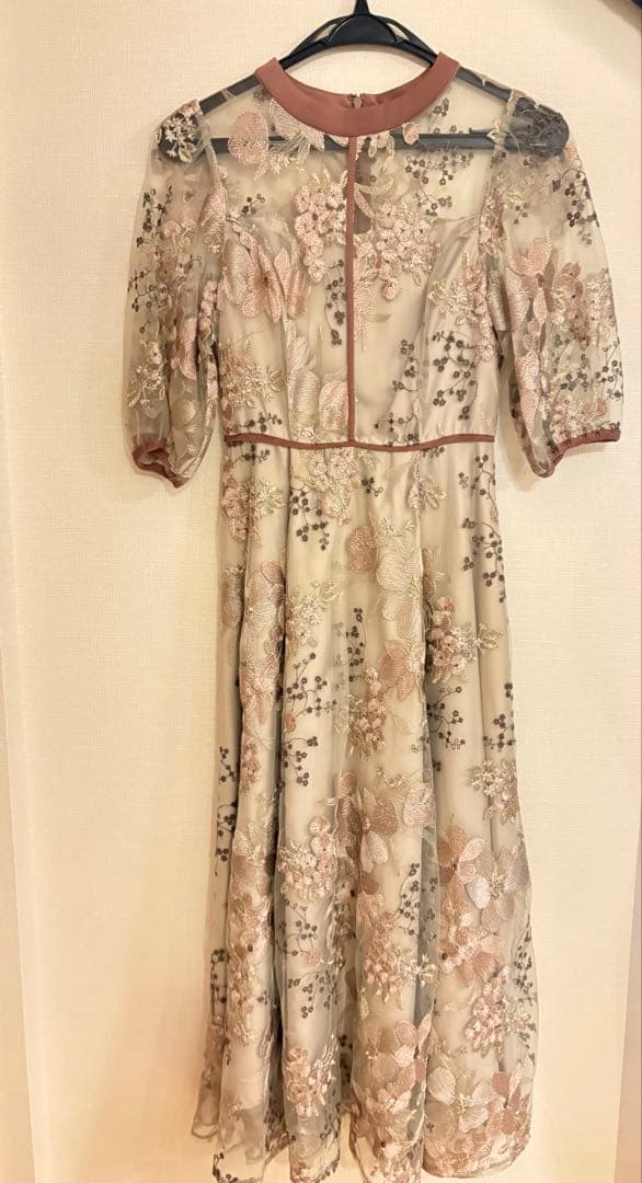 【〜1/3限定値下げ！】DorryDollフラワーエンブロイダリードレス 結婚式