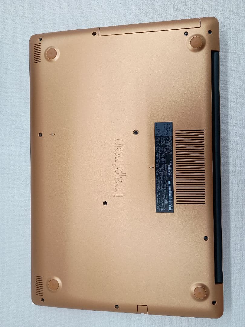 ！Dell Inspiron 3580 (ストレージ無し特価)