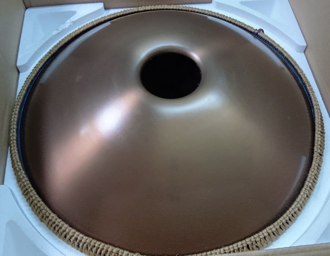 ハンドパン　56センチ　12音　Dマイナー A＝432Hz 音色きれいです　新品