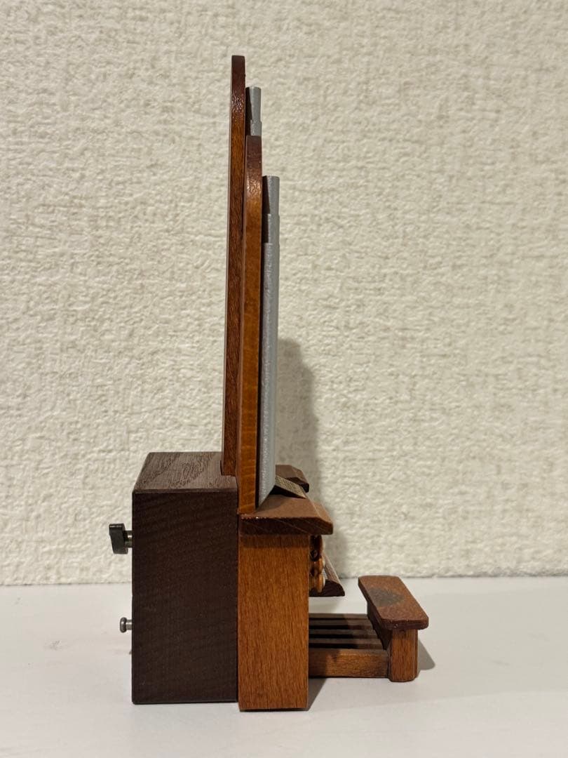 (28) CATATE 147 (BACH) スイス製リュージュ　オルゴール