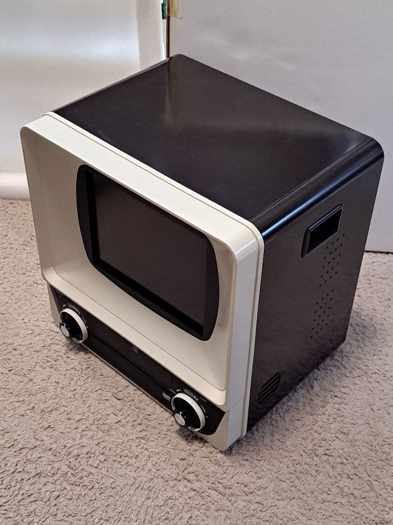 D*i様 【レトロ】DVDプレーヤー付き液晶テレビ セブンイレブン 当選品