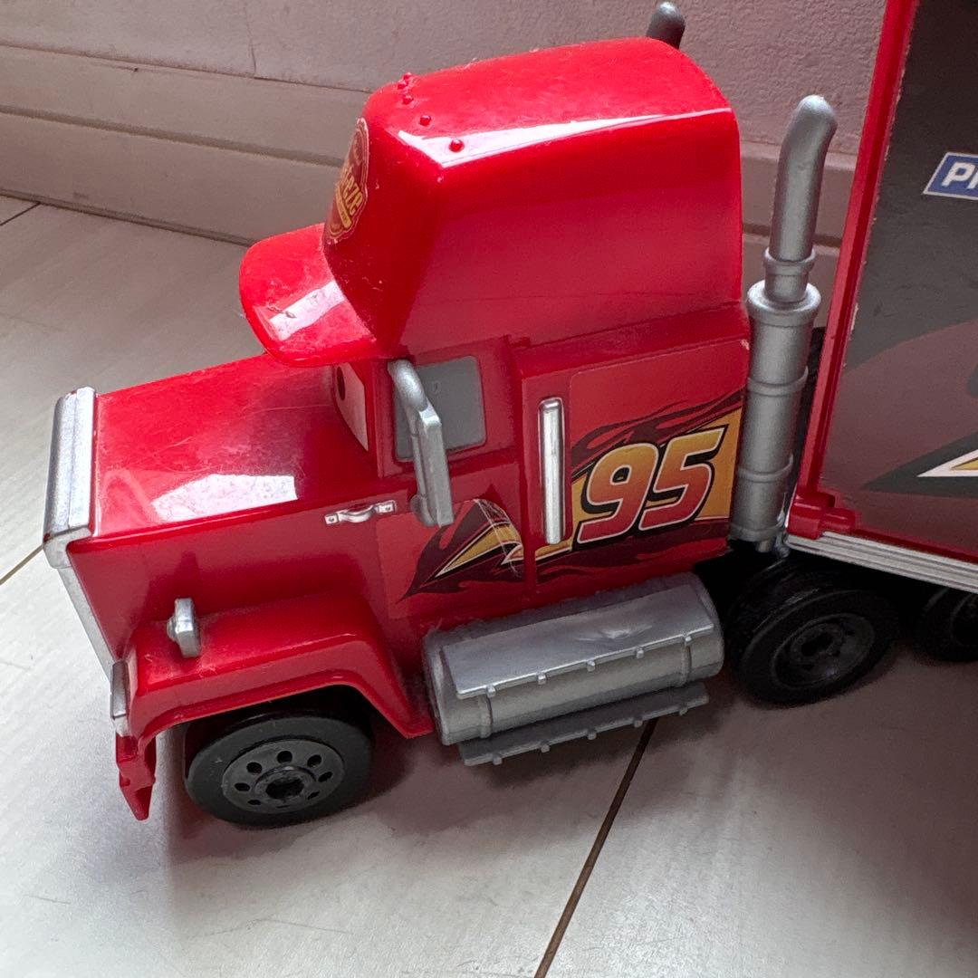 ライトニング・マックィーン ミニカーセット