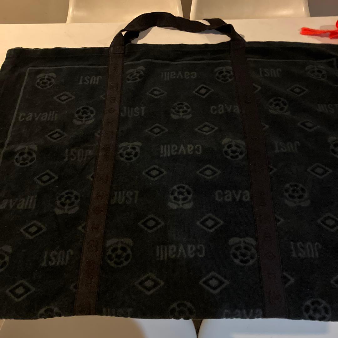 JUST CAVALLI. タオルケット　ブランケット