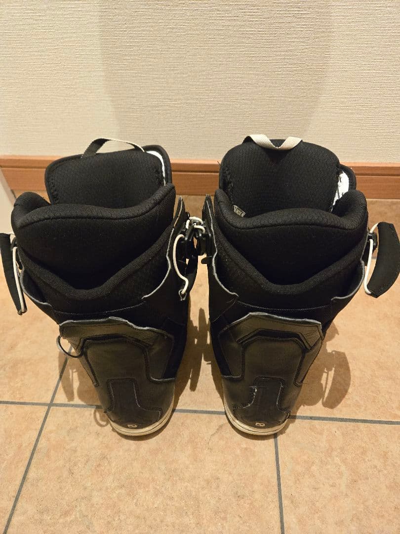 DEELUXE ID ブーツ スノボ グラトリ 軽量モデル