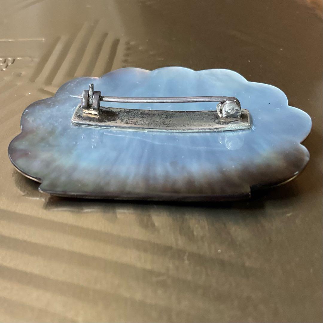 クロチョウ貝大ぶりブローチ　ブラックパールの母貝　大きめ　レトロ シルバー