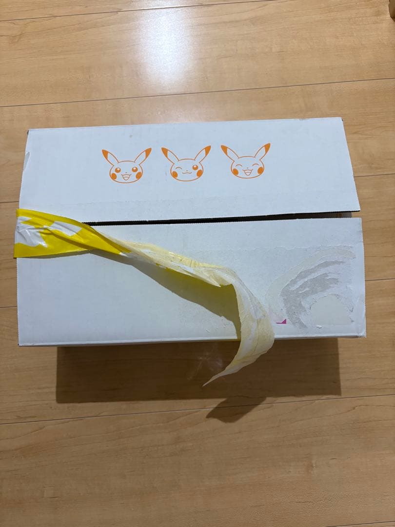 【新品未開封】 ポケモンカード25周年ゴールデンボックス