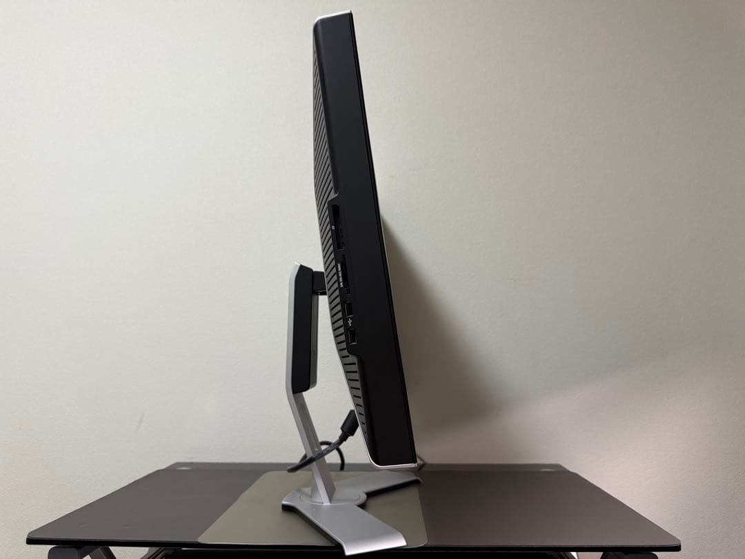 DELL30インチ2K(WQXGA2560×1600)モニター 3007WFP